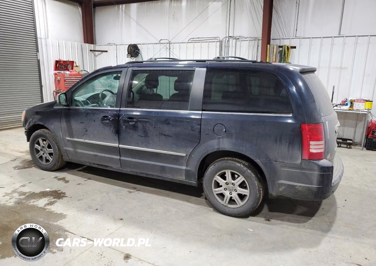 2010 Chrysler Town & Country Touring VIN:2A4RR5D17AR436374 - 2