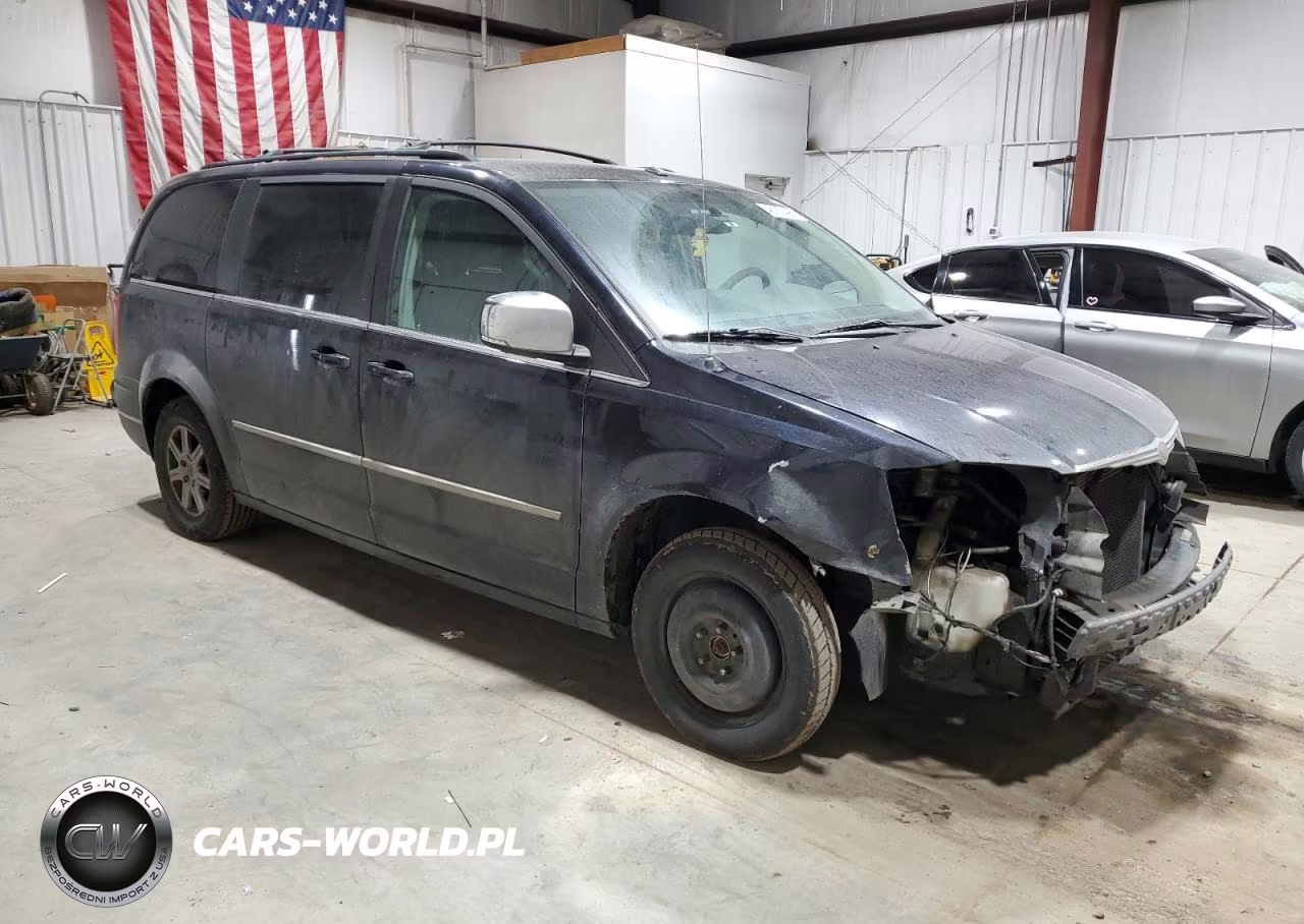2010 Chrysler Town & Country Touring VIN:2A4RR5D17AR436374 - 4