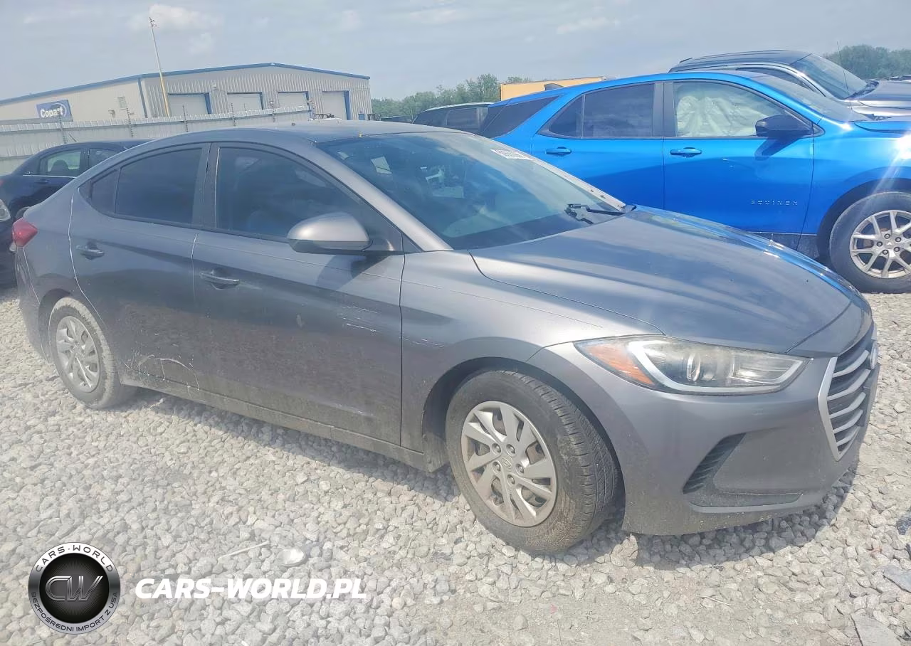 2018 Hyundai Elantra Se VIN:5NPD74LF0JH260147 - 4
