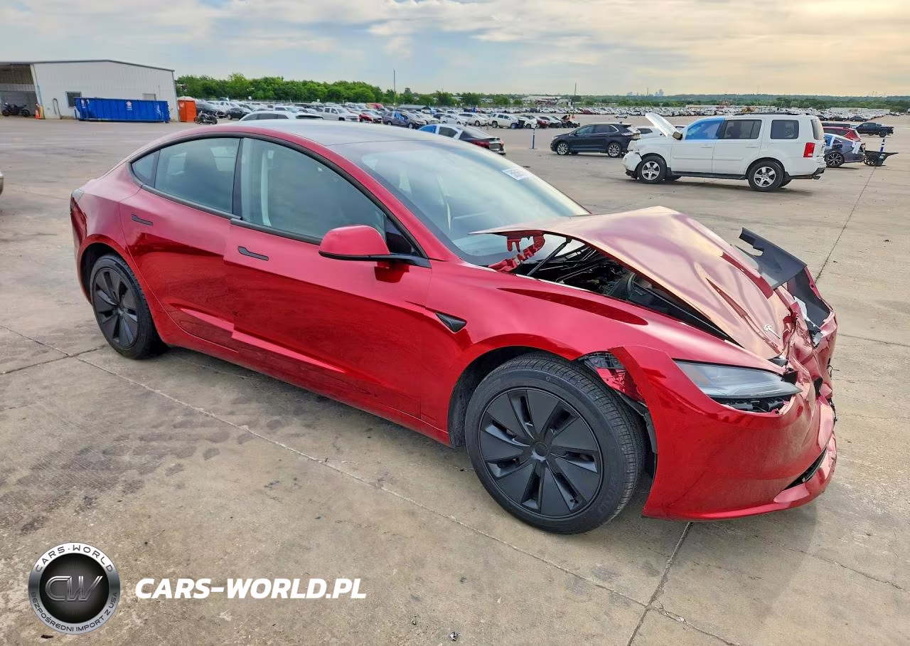 2025 Tesla Model 3 VIN:5YJ3E1EA8SF991328 - 4