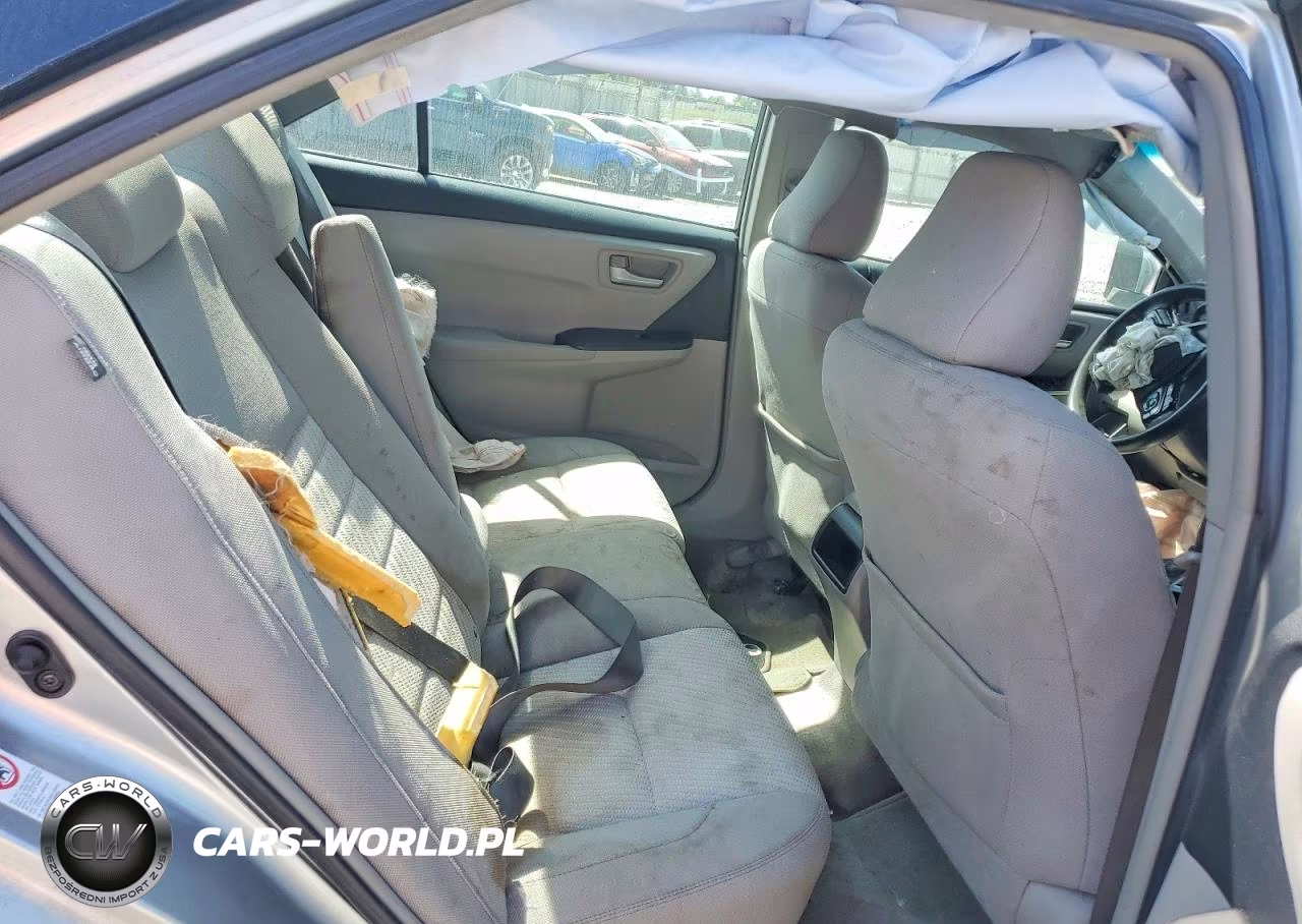 2017 Toyota Camry Le VIN:4T1BF1FK4HU683746 - 10