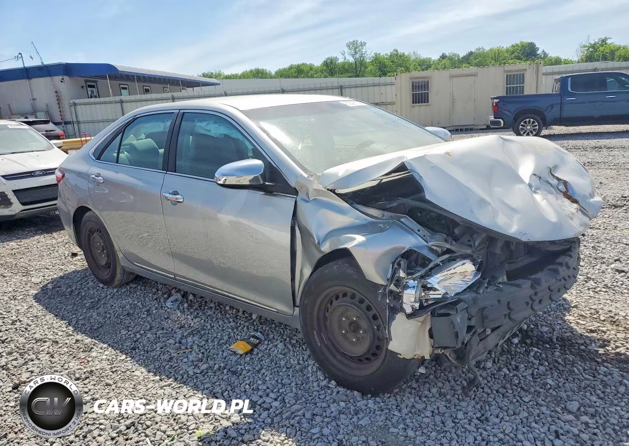 2017 Toyota Camry Le VIN:4T1BF1FK4HU683746 - 4