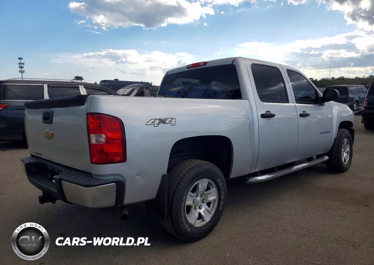 2012 Chevrolet Silverado K1500 VIN:1GCPKPE75CF110373 - 3