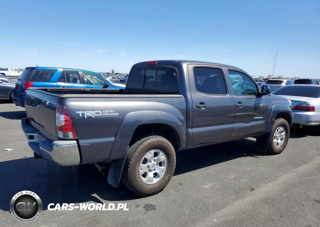 2013 Toyota Tacoma V6 VIN:5TFLU4EN4DX058980 - 3