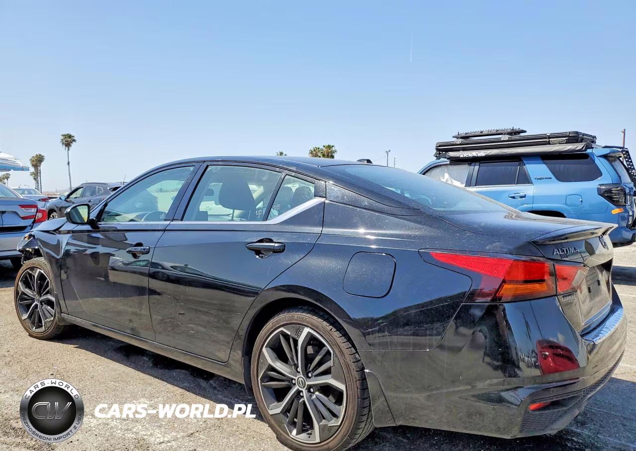 2023 Nissan Altima Sr VIN:1N4BL4CV1PN320526 - 2