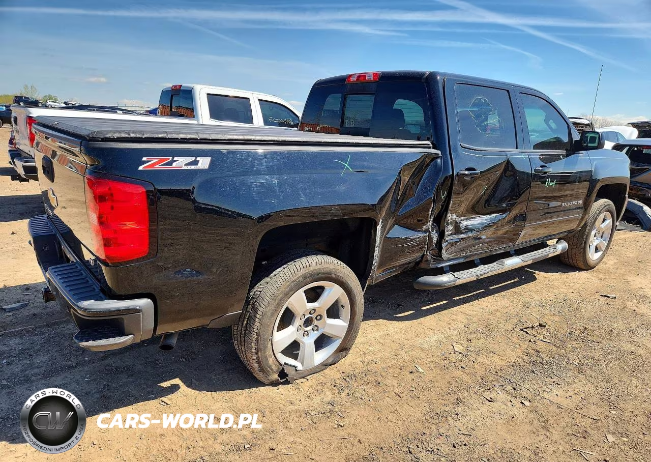 2017 Chevrolet Silverado K1500 Lt VIN:1GCUKREC8HF193624 - 3