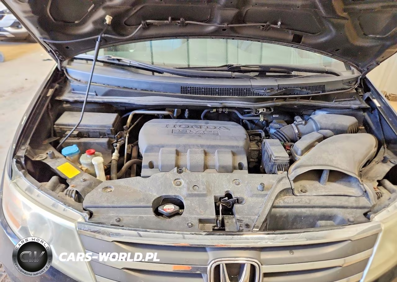 2013 Honda Odyssey Touring VIN:5FNRL5H98DB018493 - 12