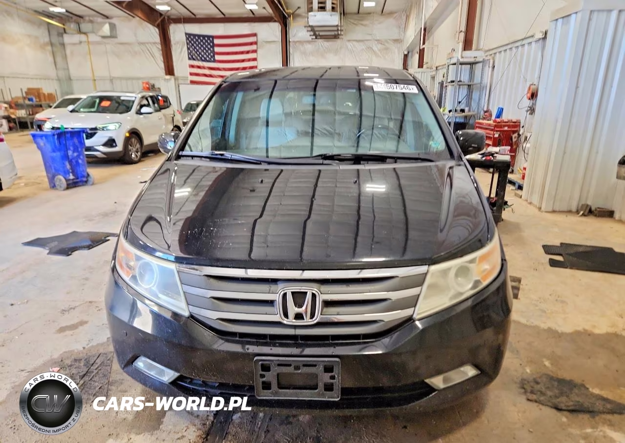 2013 Honda Odyssey Touring VIN:5FNRL5H98DB018493 - 5