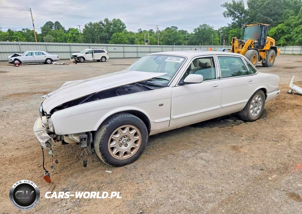 2001 Jaguar Xj8