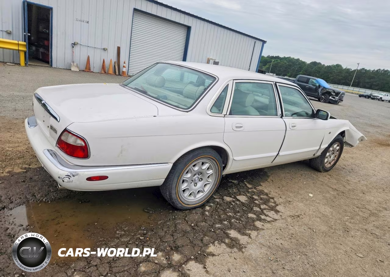 2001 Jaguar Xj8 VIN:SAJDA14C61LF35041 - 3