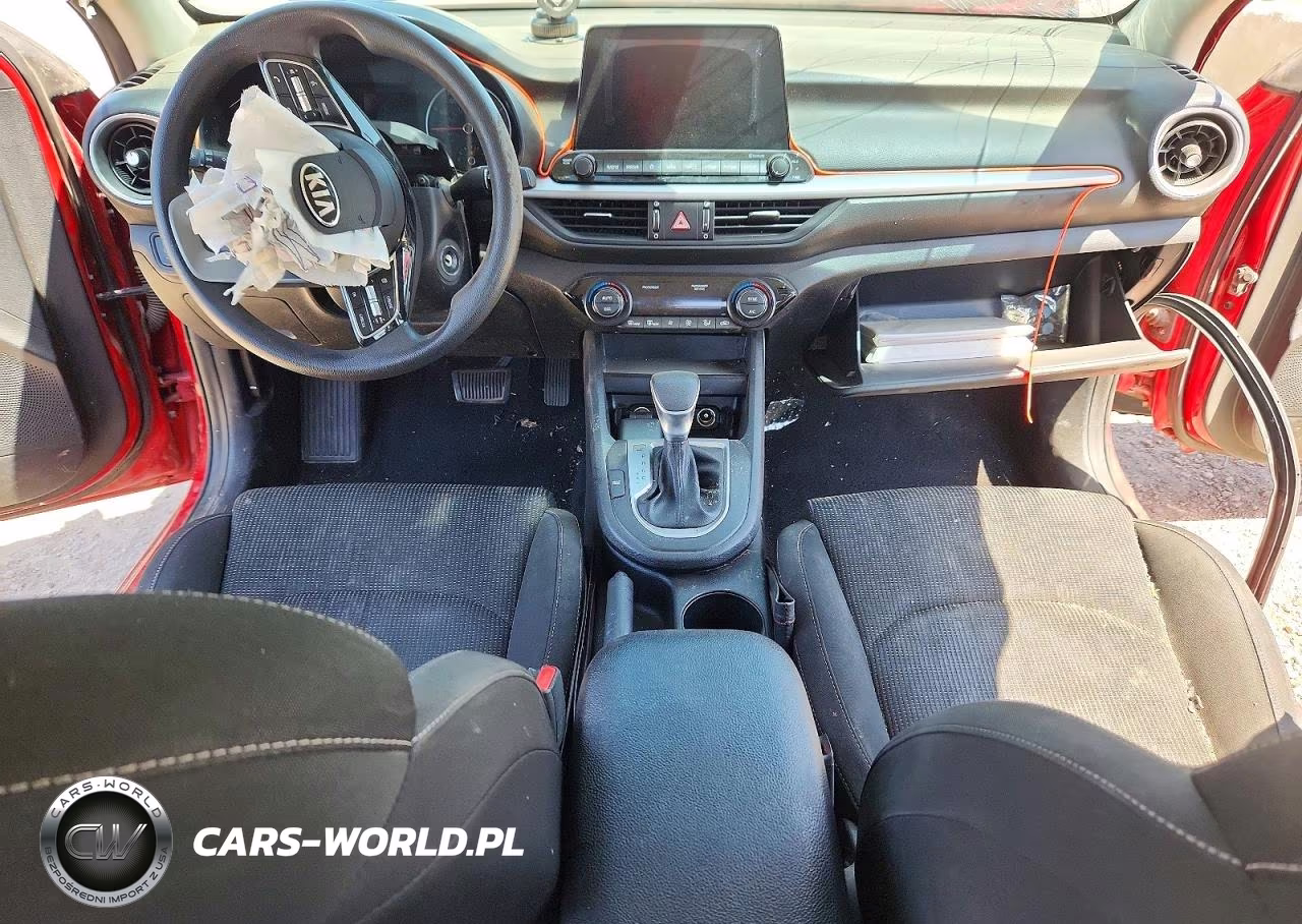 2019 Kia Forte Lxs VIN:3KPF24AD1KE111292 - 8
