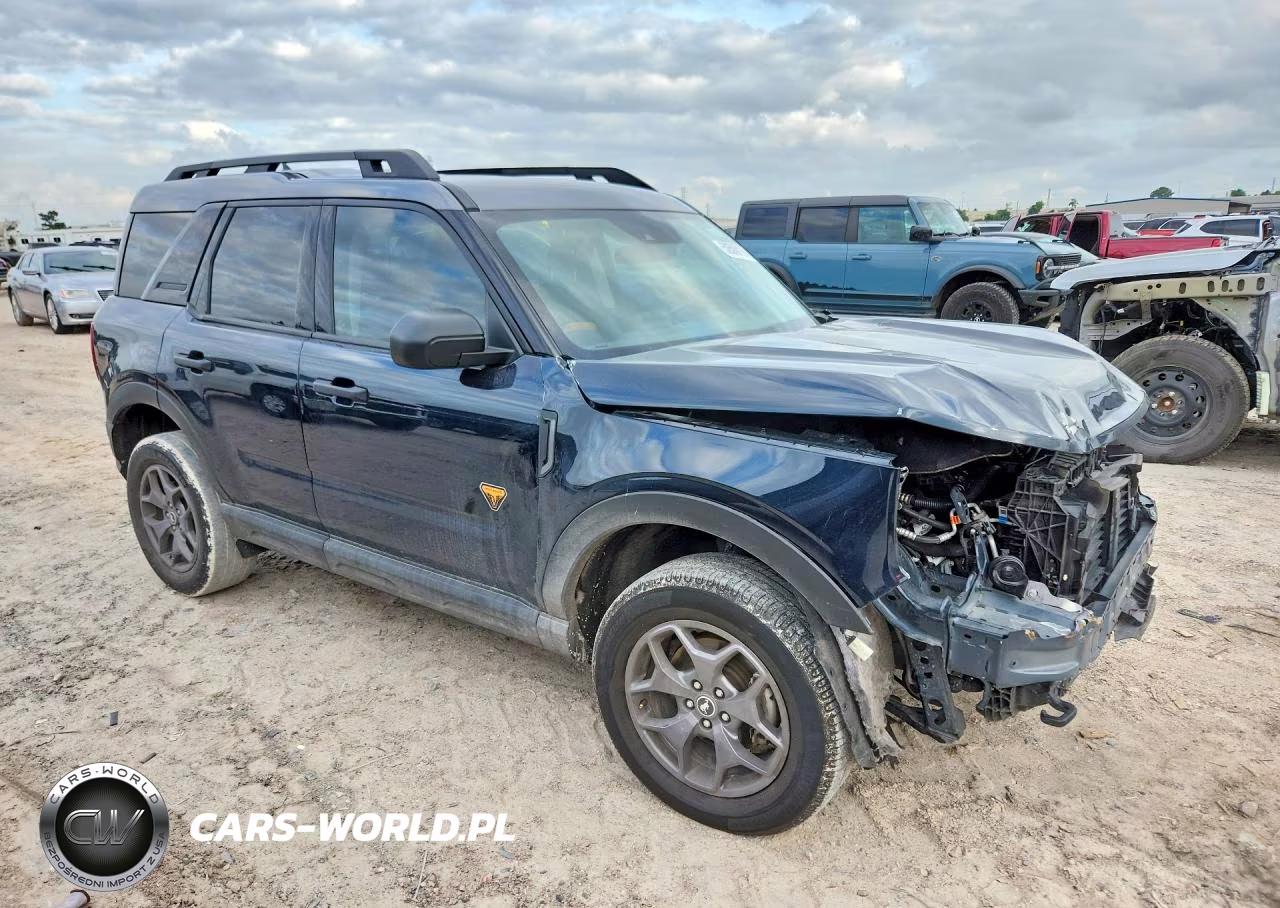 2022 Ford Bronco Sport Badlands VIN:3FMCR9D95NRD33197 - 4