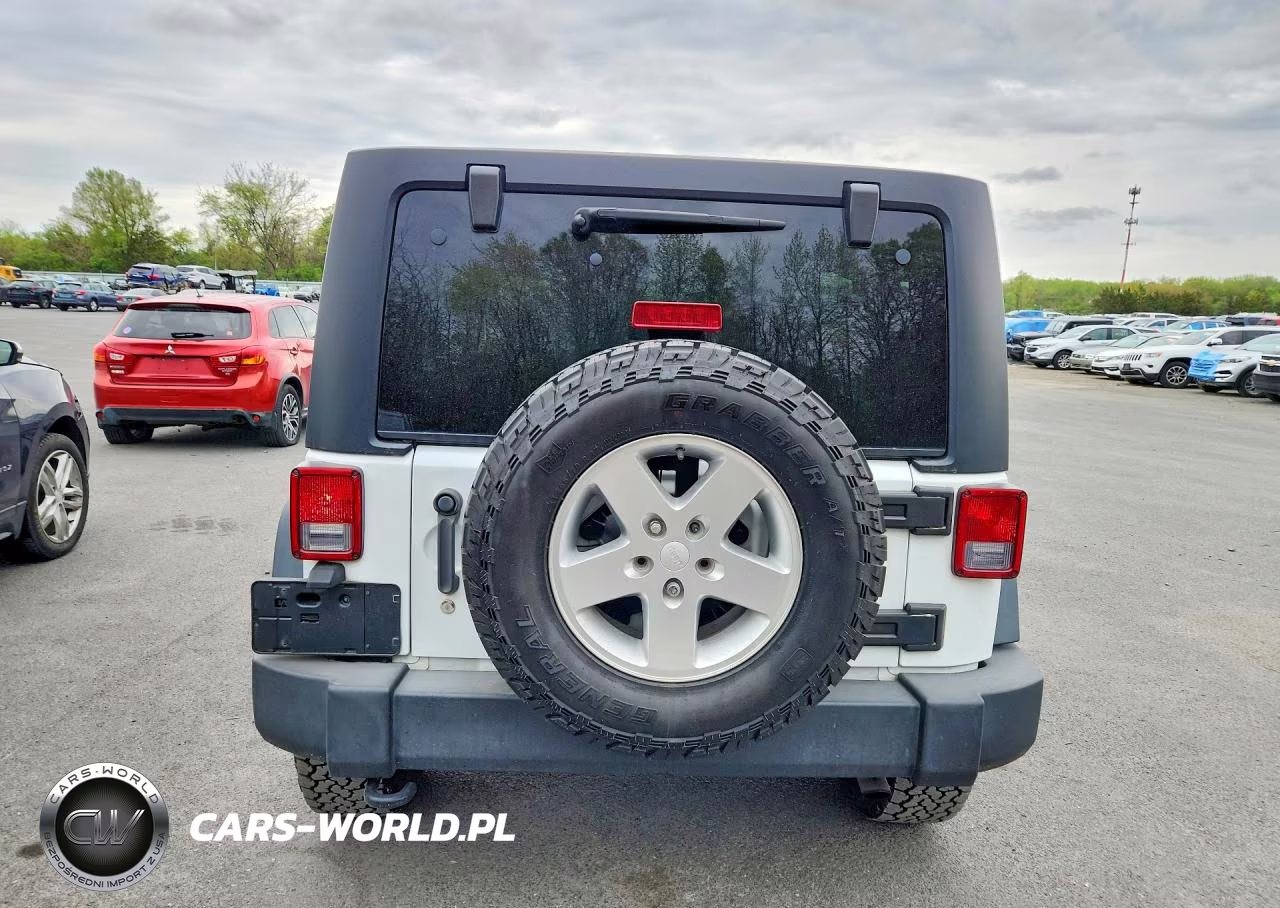 2016 Jeep Wrangler Unlimited Sport VIN:1C4BJWDG0GL106537 - 6