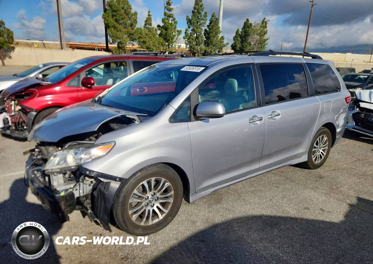 2018 Toyota Sienna Xle 8-Passenger