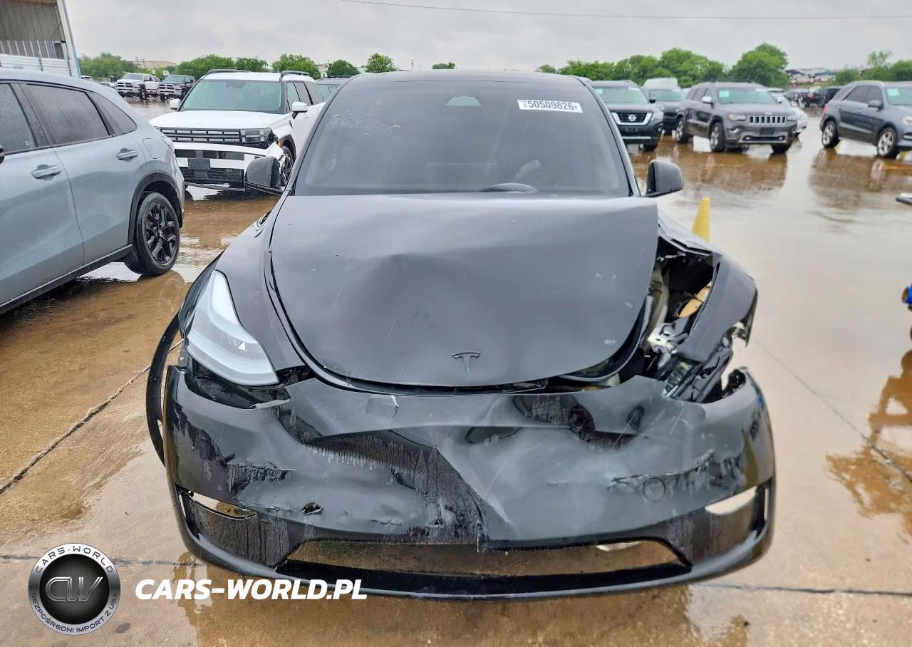 2025 Tesla Model Y VIN:7SAYGDEE9SA344604 - 5