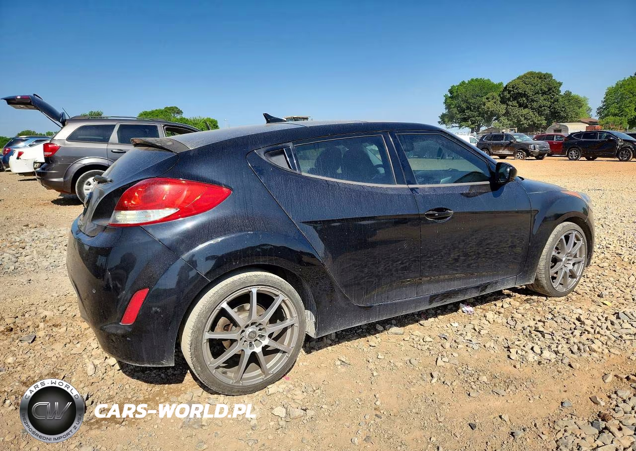 2012 Hyundai Veloster Base VIN:KMHTC6AD3CU022155 - 3