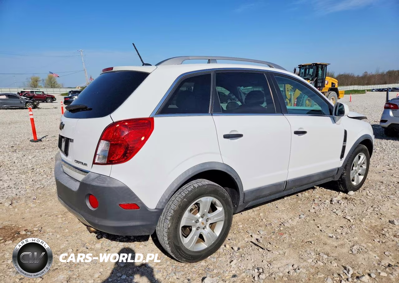 2013 Chevrolet Captiva Ls VIN:3GNAL2EK9DS580193 - 3