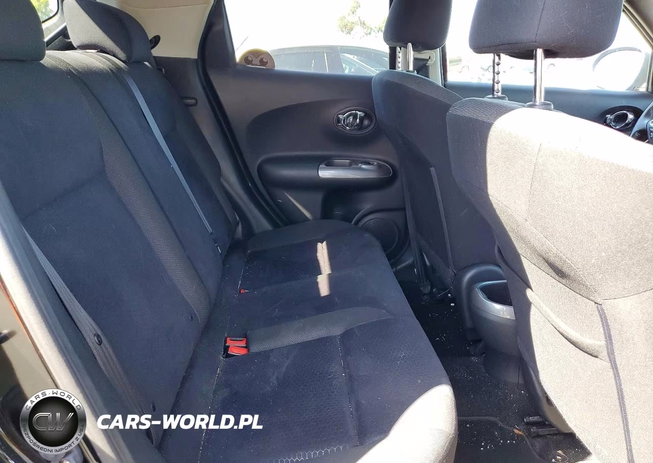 2012 Nissan Juke S VIN:JN8AF5MRXCT117147 - 10