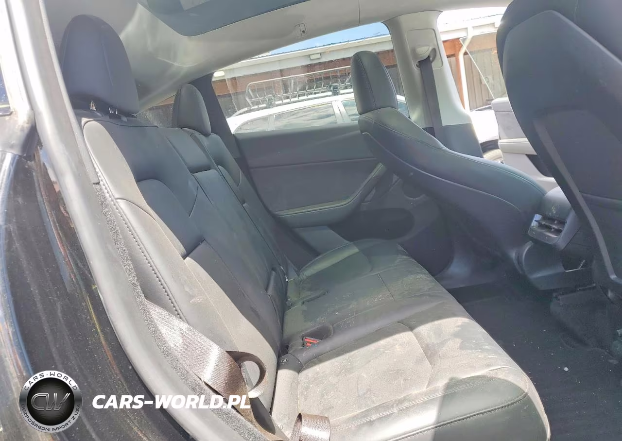 2023 Tesla Model Y VIN:7SAYGDEE9PA187714 - 10