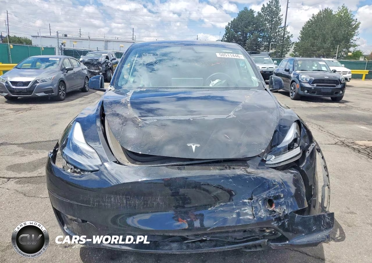 2023 Tesla Model Y VIN:7SAYGDEE9PA187714 - 5