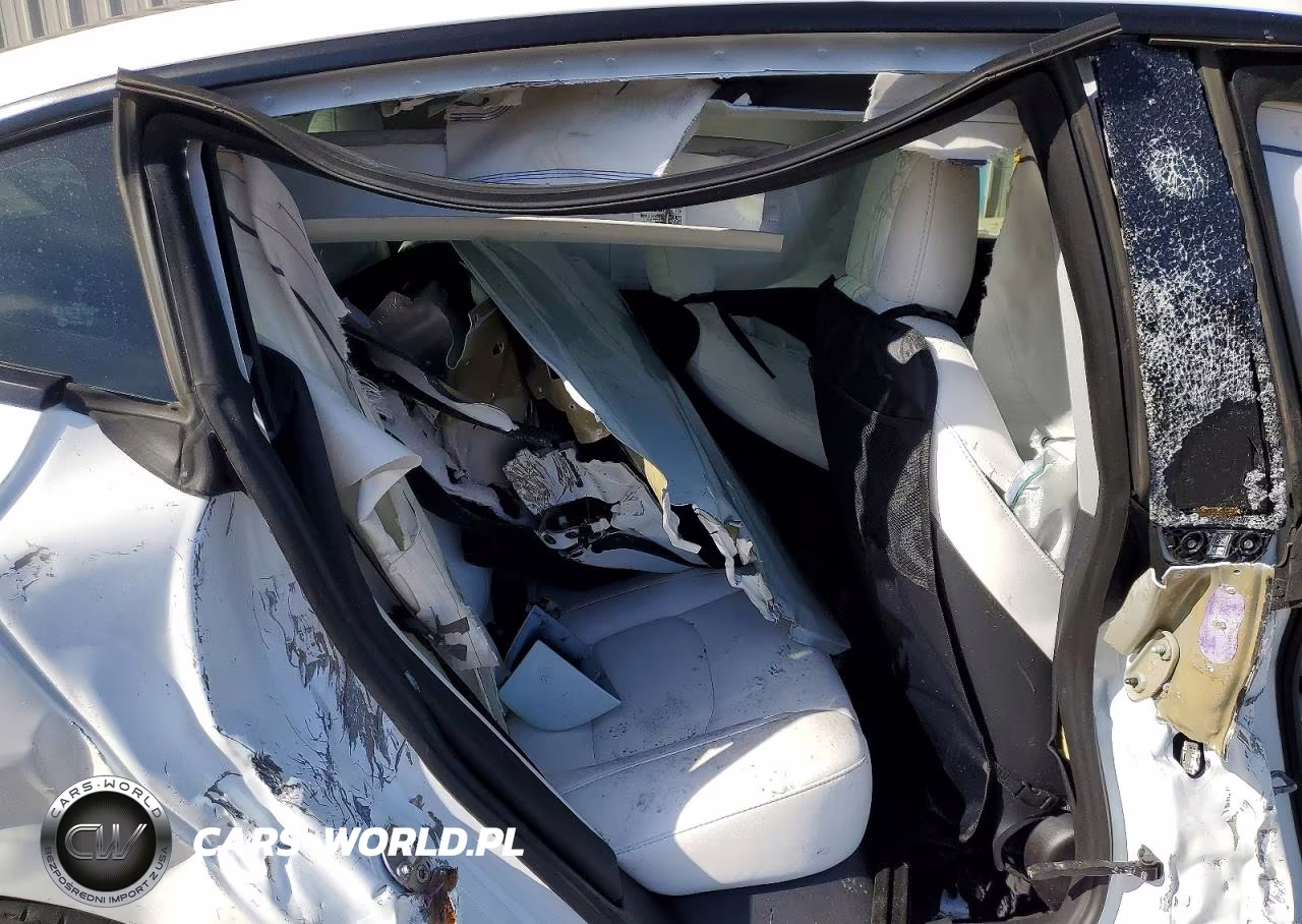 2022 Tesla Model 3 VIN:5YJ3E1EA7NF374670 - 10