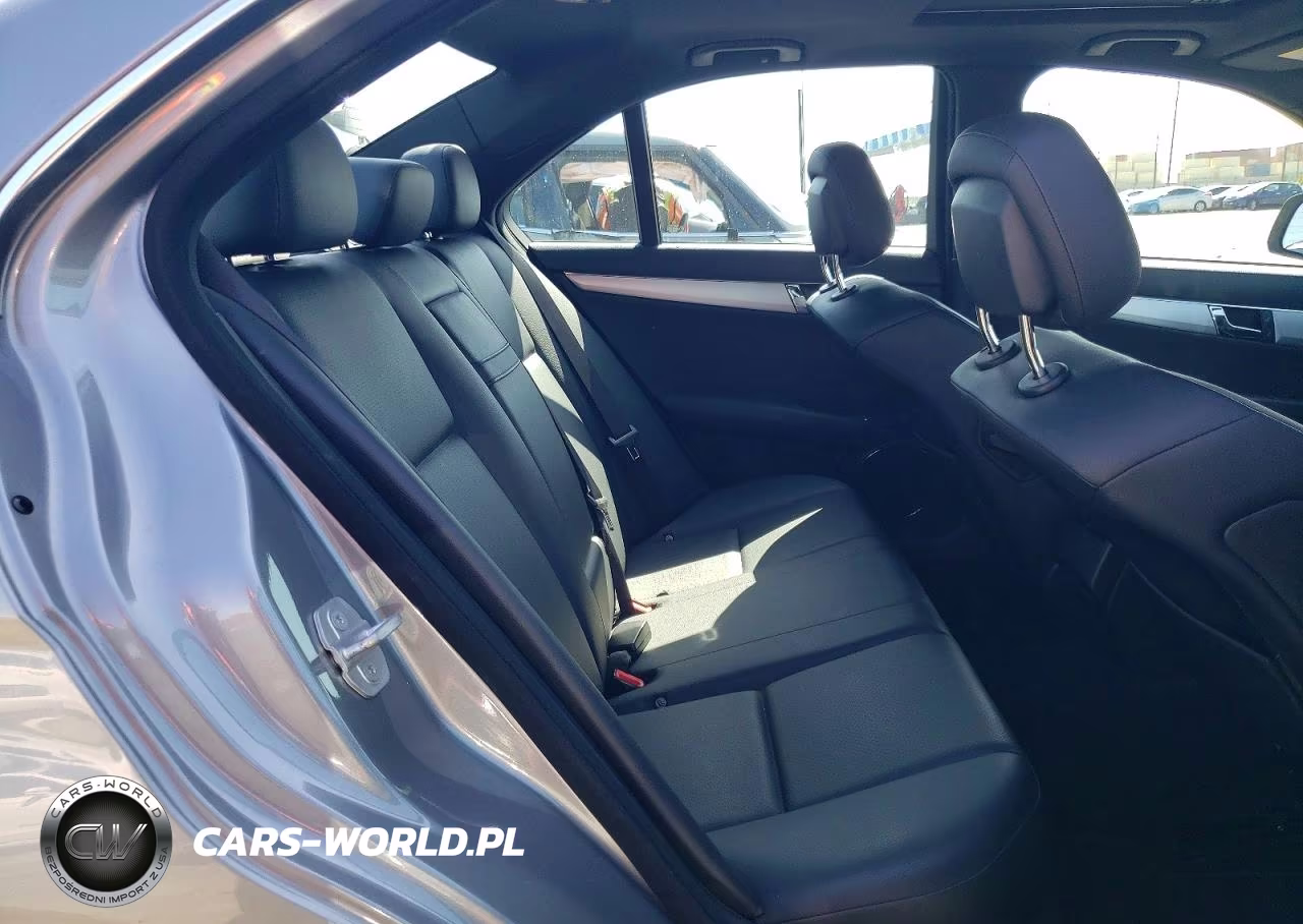 2009 Mercedes-Benz C 300 VIN:WDDGF54X69R074992 - 10