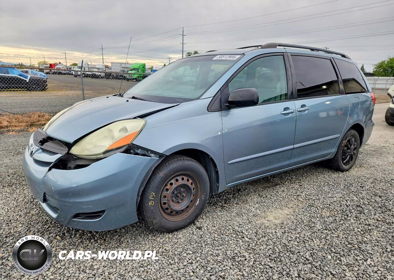 2006 Toyota Sienna Le 7 Passenger