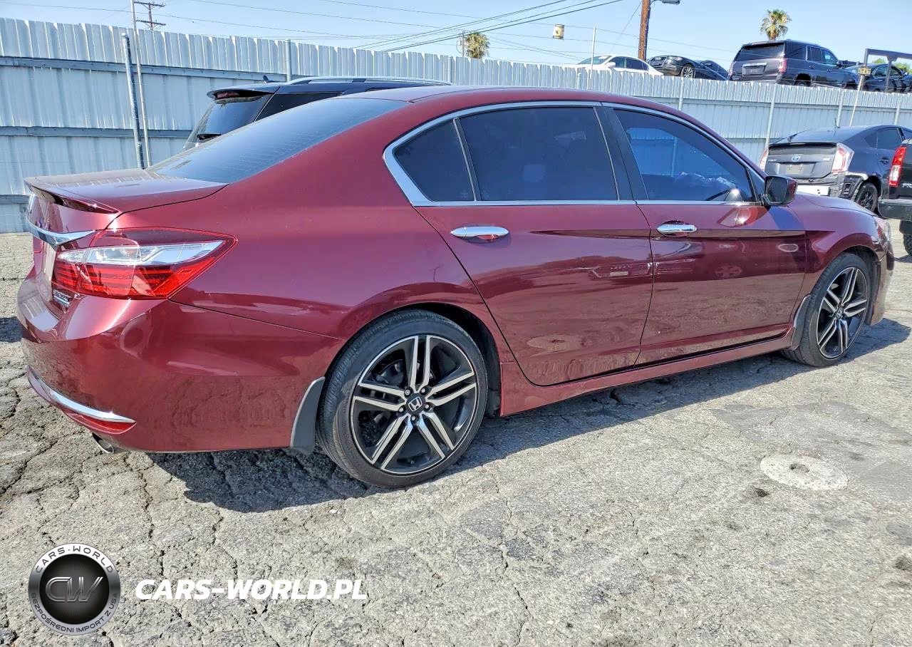 2017 Honda Accord Sport Special Edition VIN:1HGCR2F1XHA087556 - 3