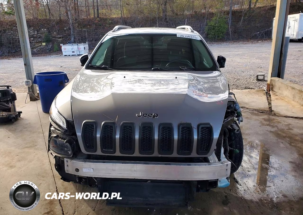 2015 Jeep Cherokee Sport VIN:1C4PJLAB9FW637195 - 5