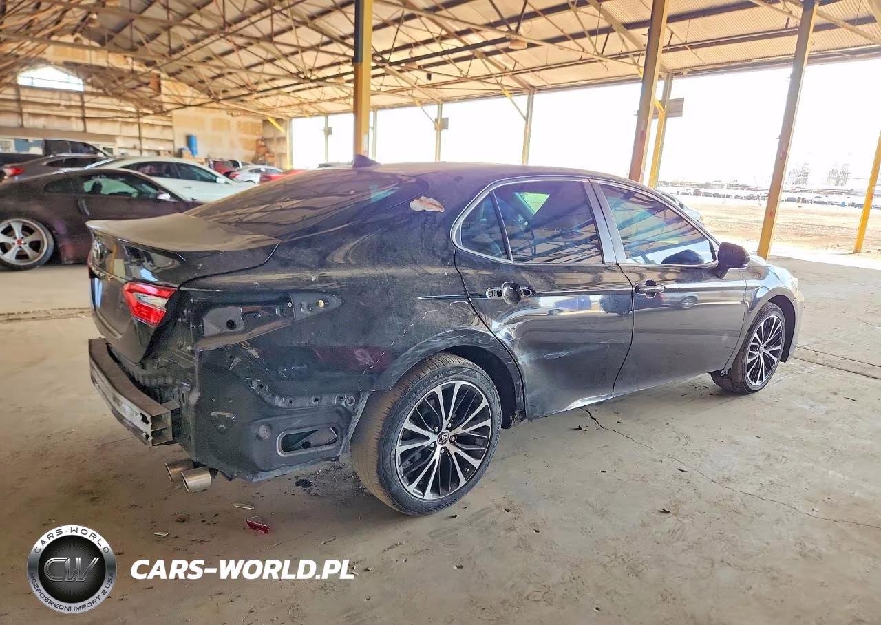 2019 Toyota Camry Se VIN:4T1B11HK6KU702090 - 3