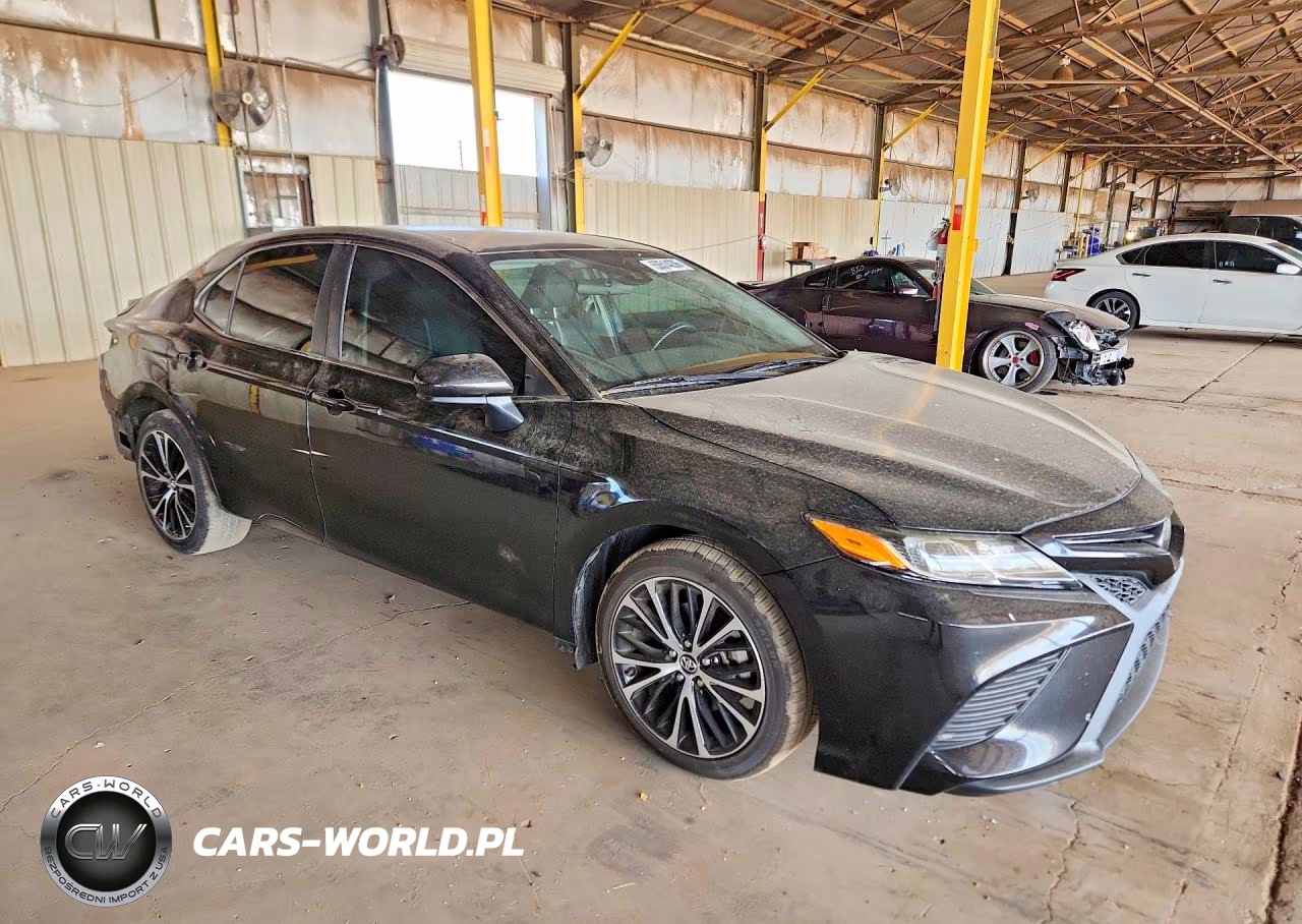 2019 Toyota Camry Se VIN:4T1B11HK6KU702090 - 4