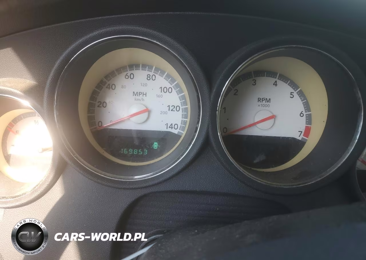 2008 Dodge Charger VIN:2B3KA43R38H231992 - 9
