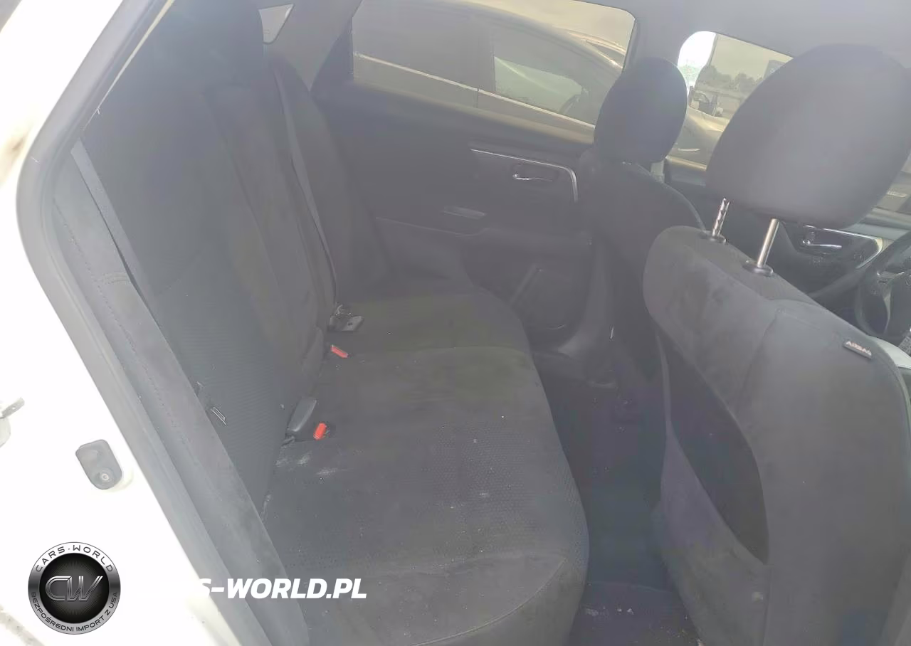 2015 Nissan Altima 2.5 S VIN:1N4AL3AP3FC120252 - 10