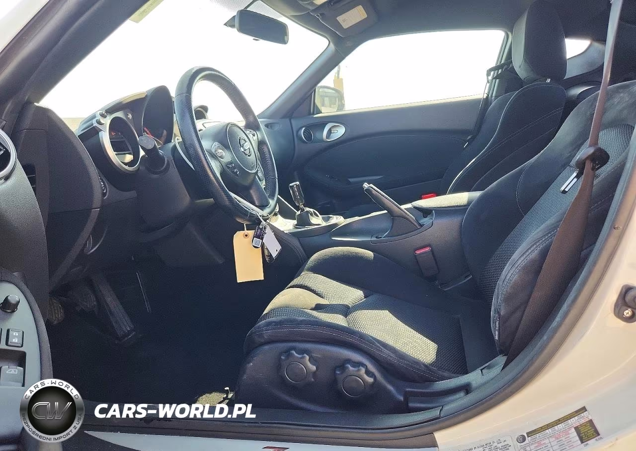 2017 Nissan 370Z Base VIN:JN1AZ4EH3HM954376 - 7