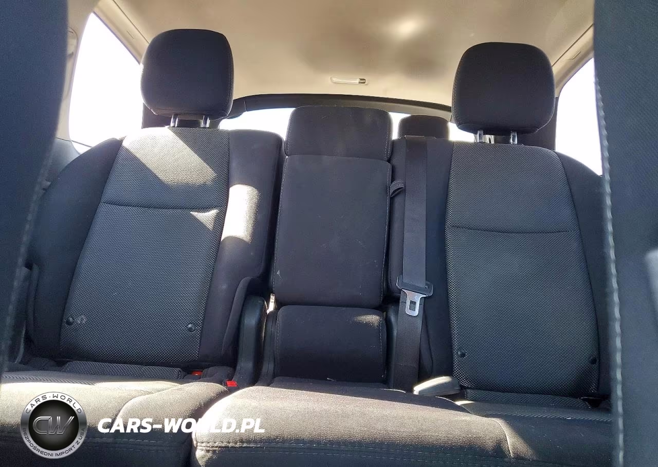 2019 Nissan Pathfinder S VIN:5N1DR2MN4KC648172 - 10