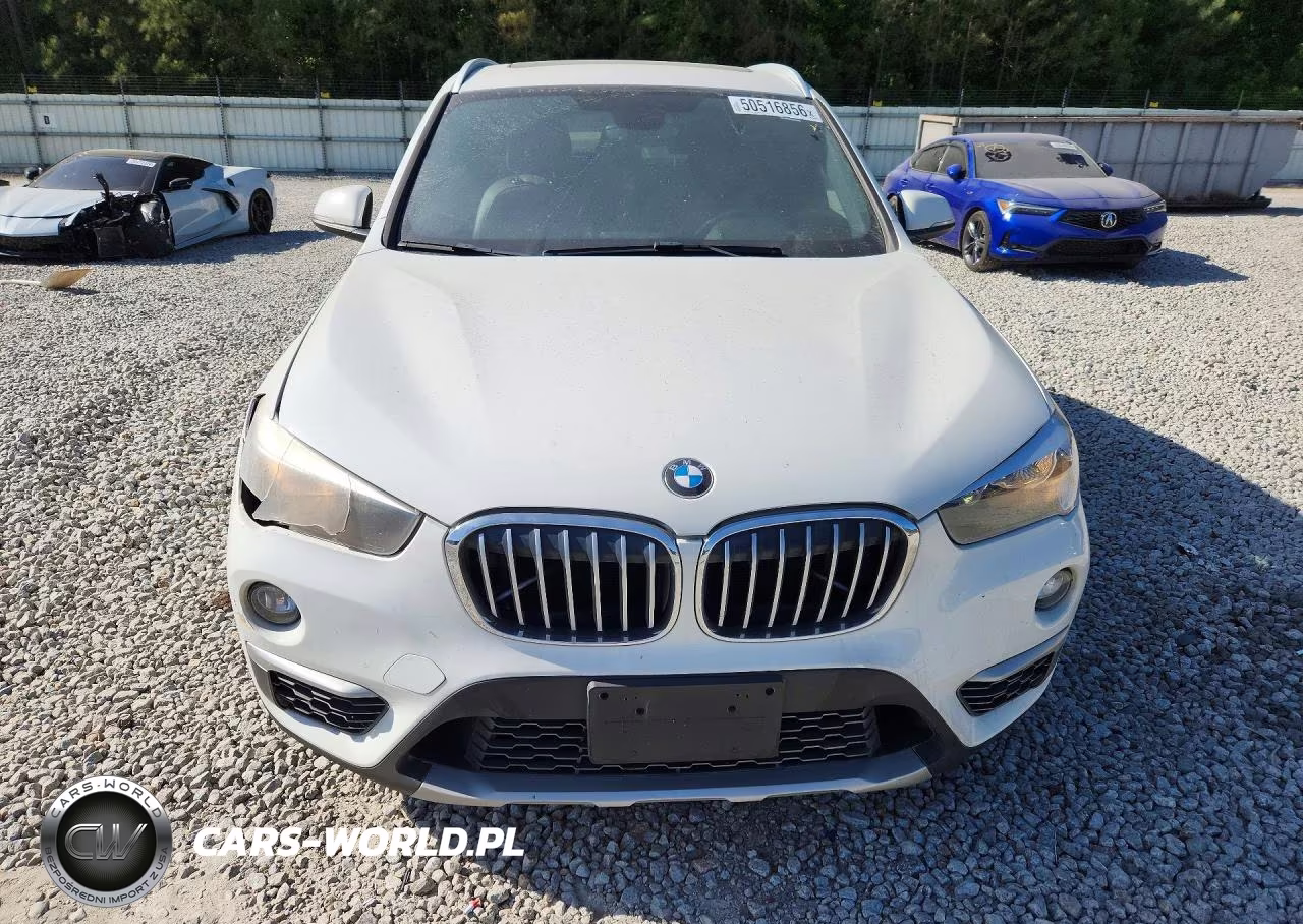 2018 BMW X1 xDrive28I VIN:WBXHT3C36J5K25354 - 5