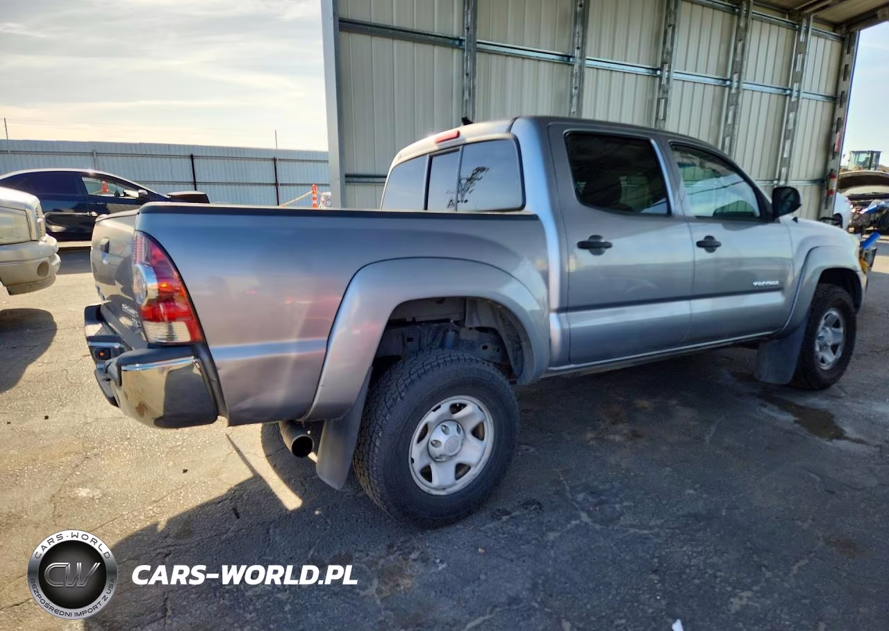 2015 Toyota Tacoma Double Cab Prerunner VIN:5TFJX4GN0FX050986 - 3