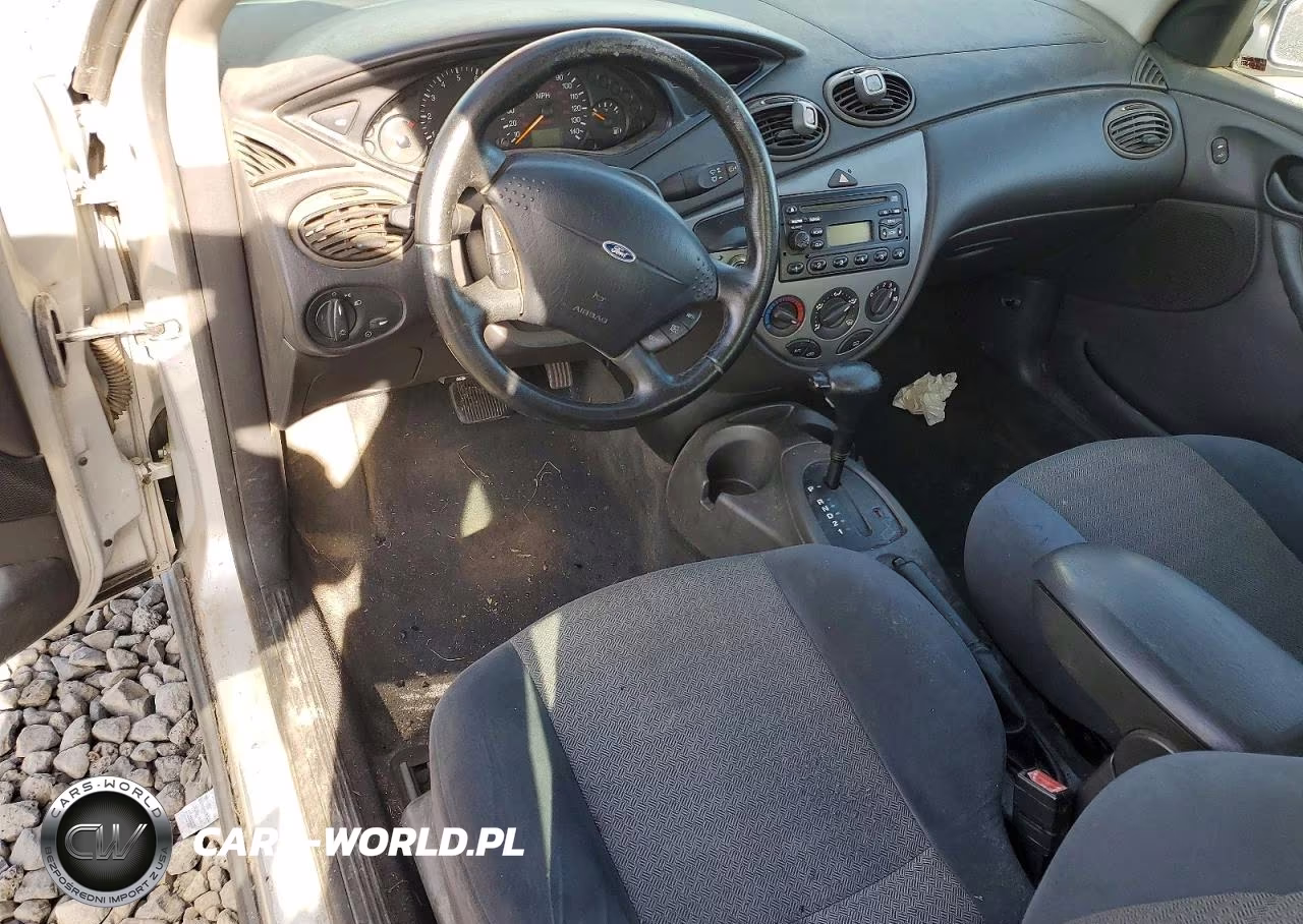 2001 Ford Focus Zx3 VIN:3FAFP313X1R139804 - 8