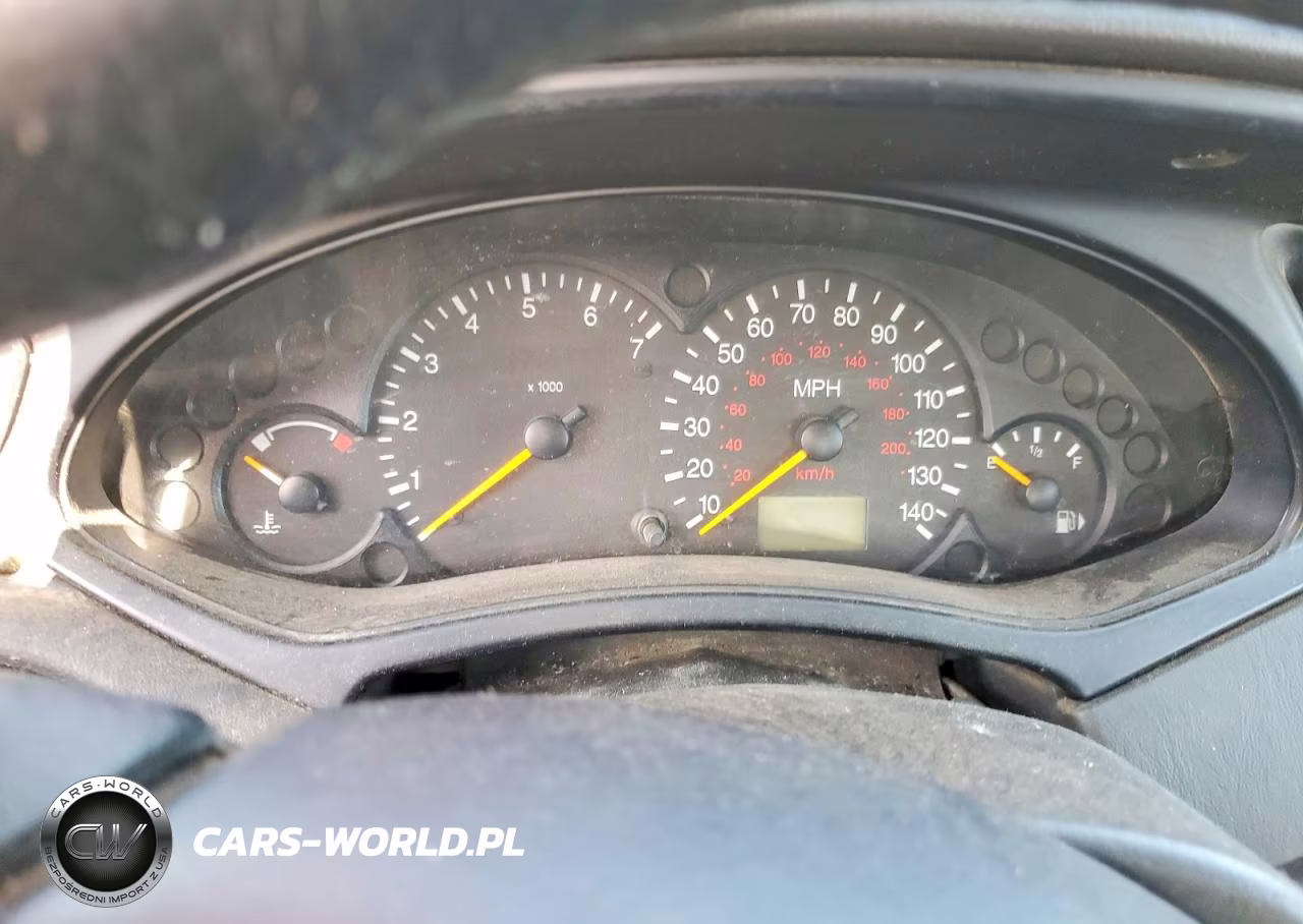 2001 Ford Focus Zx3 VIN:3FAFP313X1R139804 - 9