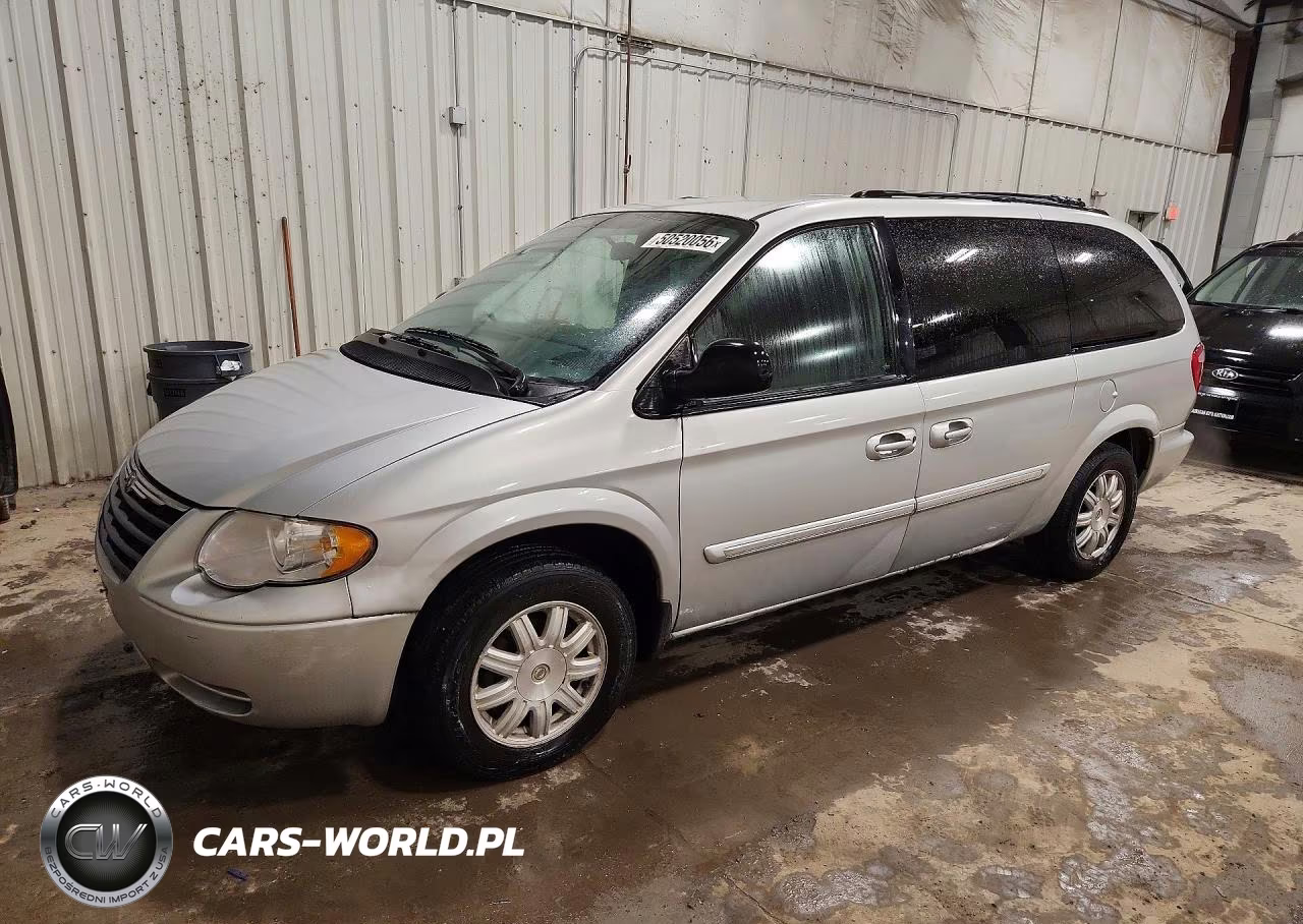 2006 Chrysler Town & Country Touring