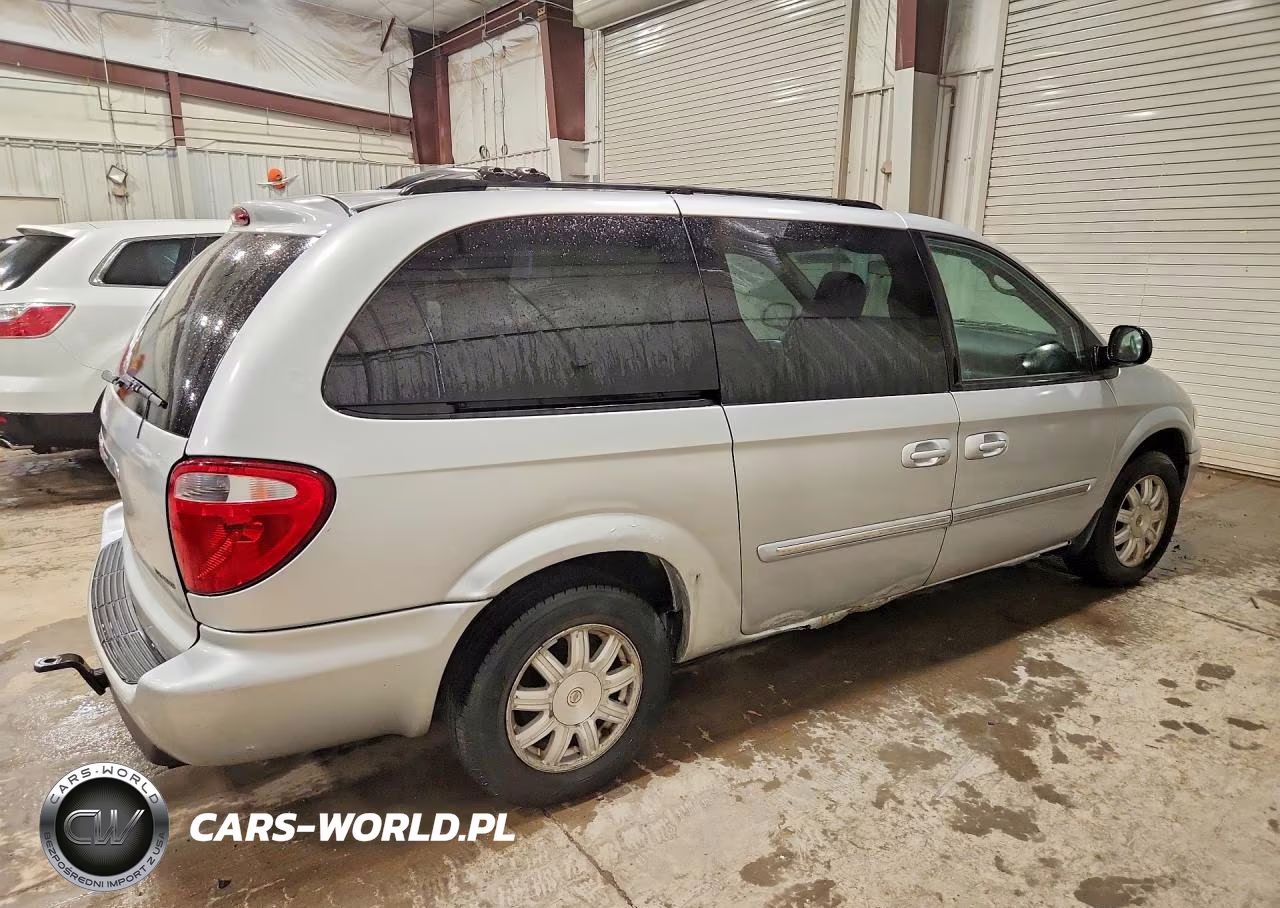 2006 Chrysler Town & Country Touring VIN:2A4GP54L96R911576 - 3