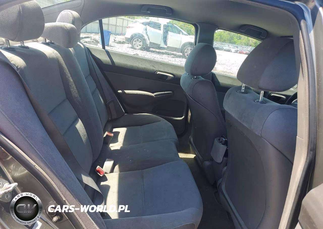 2008 Honda Civic Lx VIN:2HGFA16548H323847 - 10