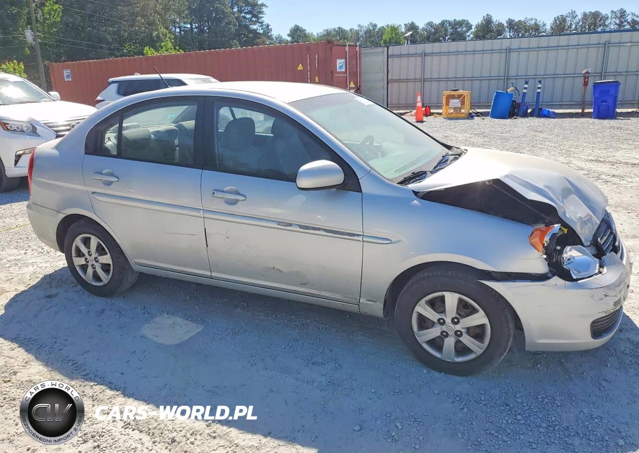 2011 Hyundai Accent Gls VIN:KMHCN4AC0BU604542 - 4