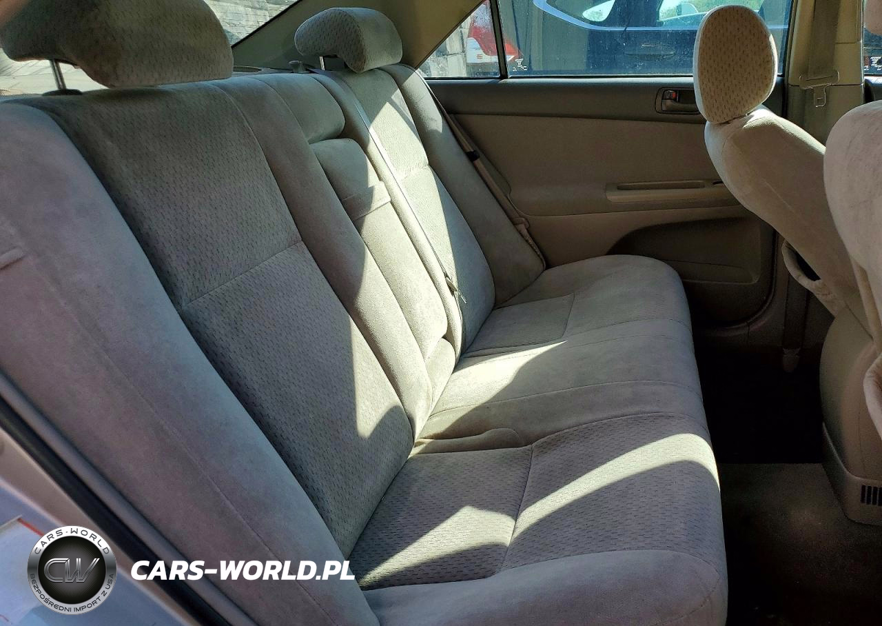 2004 Toyota Camry Le VIN:4T1BE32K94U899610 - 10