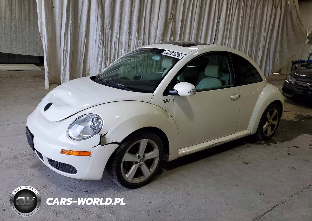 2008 Volkswagen New Beetle Triple White