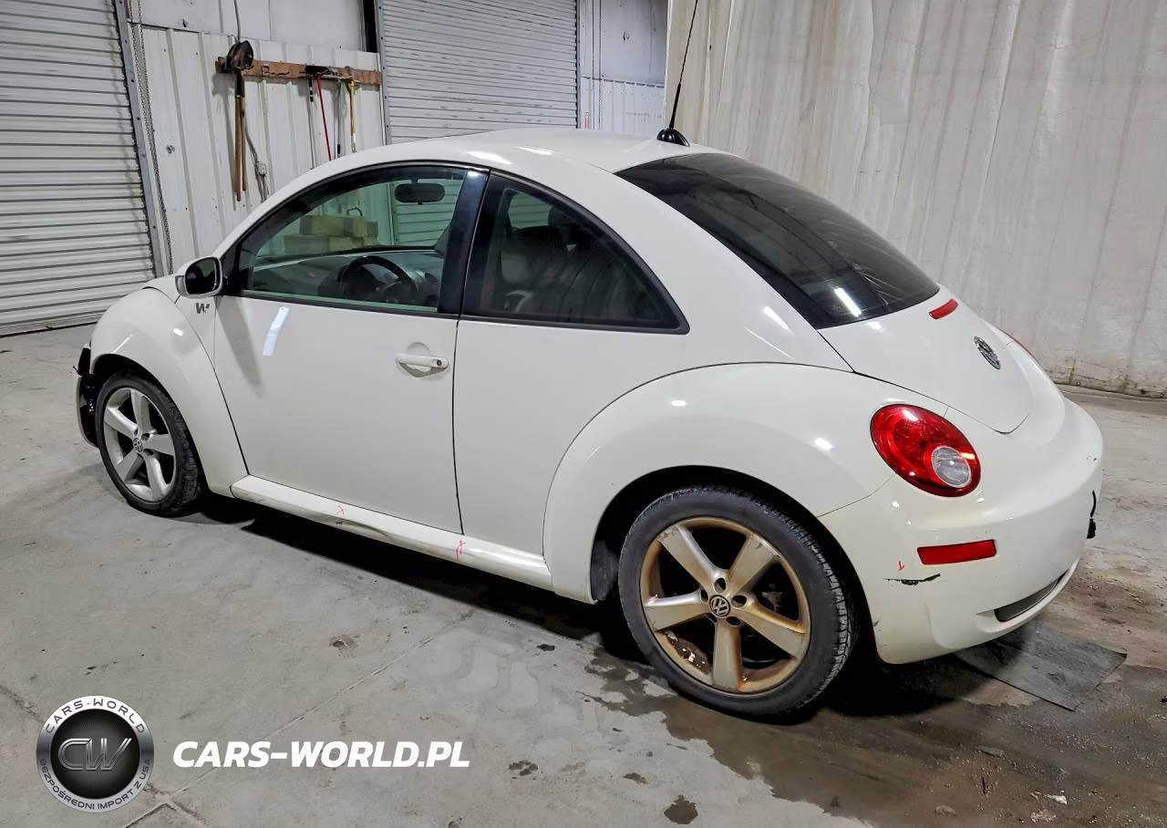 2008 Volkswagen New Beetle Triple White VIN:3VWFG31C28M524725 - 2