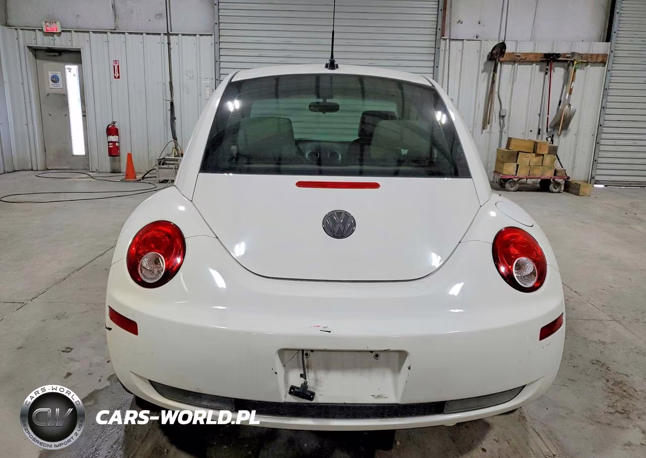 2008 Volkswagen New Beetle Triple White VIN:3VWFG31C28M524725 - 6