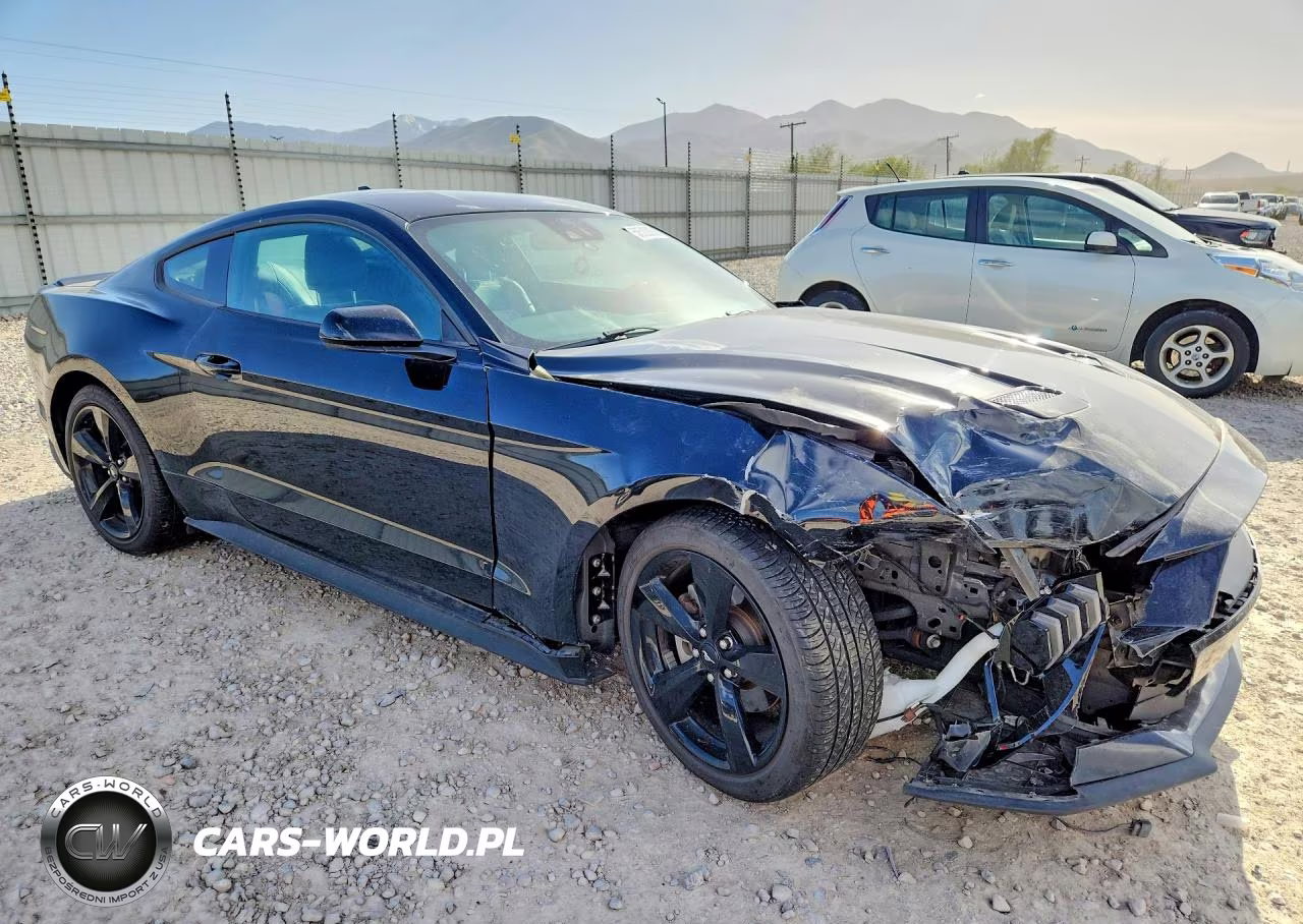 2022 Ford Mustang VIN:1FA6P8TH1N5132996 - 4