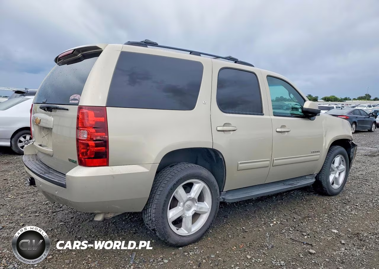 2012 Chevrolet Tahoe C1500 Lt VIN:1GNSCBE08CR271982 - 3