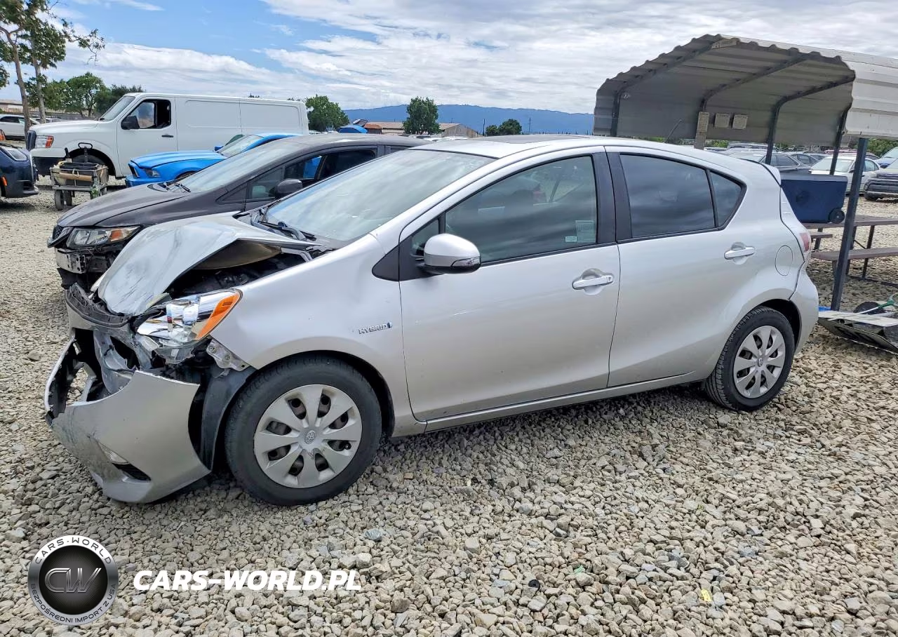2013 Toyota Prius C Three